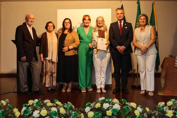 Macedo de Cavaleiros homenageou António Cravo com Medalha de Mérito - Grau ouro a título póstumo