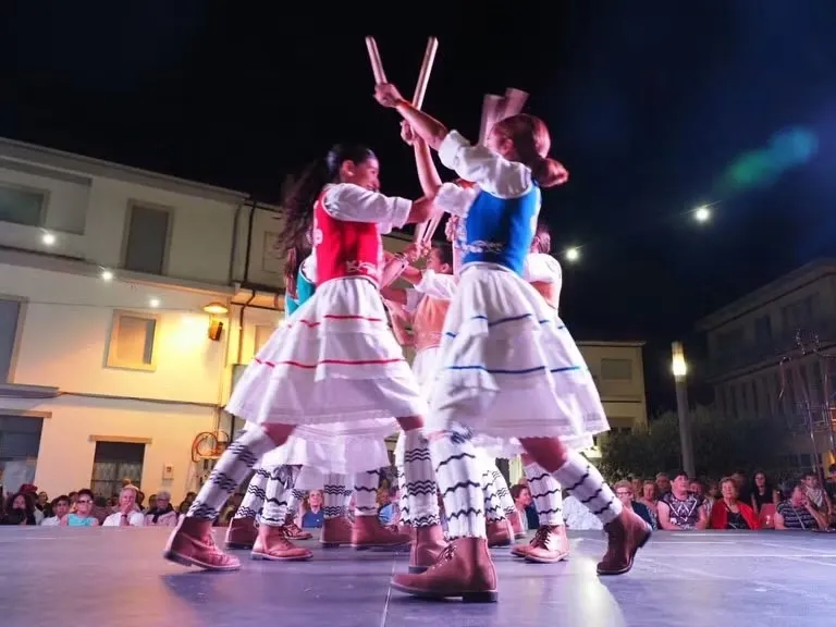 Sendim foi palco da 12.ª edição do Festival Ibérico de Pauliteiros