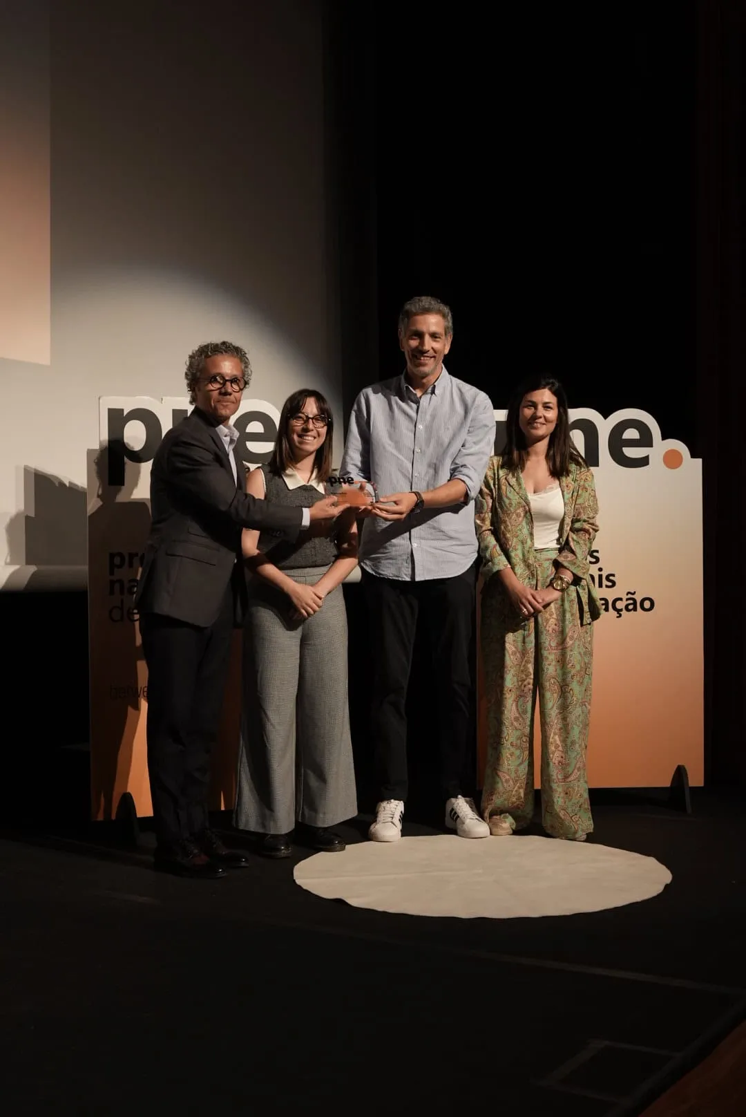 “Junto à Terra” desenvolve-se ao longo do ano letivo e combina conteúdos teóricos com atividades práticas