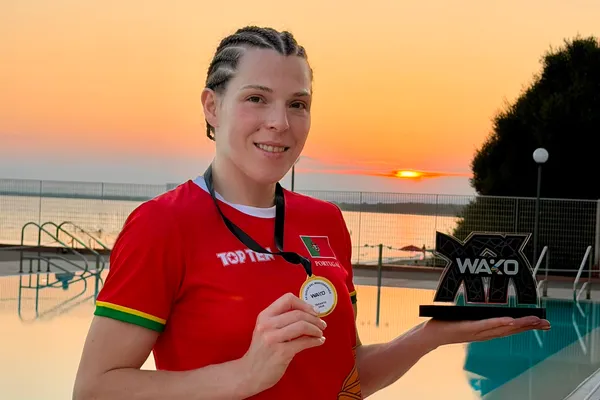 Catarina Dias conquista ouro na estreia do kickboxing nos Jogos do Mediterrâneo
