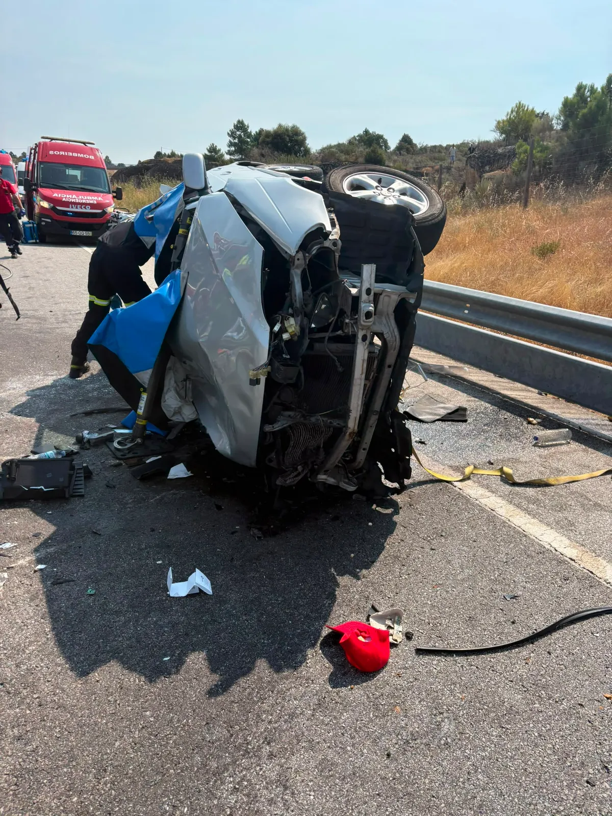 Colisão rodoviária provoca dois mortos e quatro feridos em Vila Flor