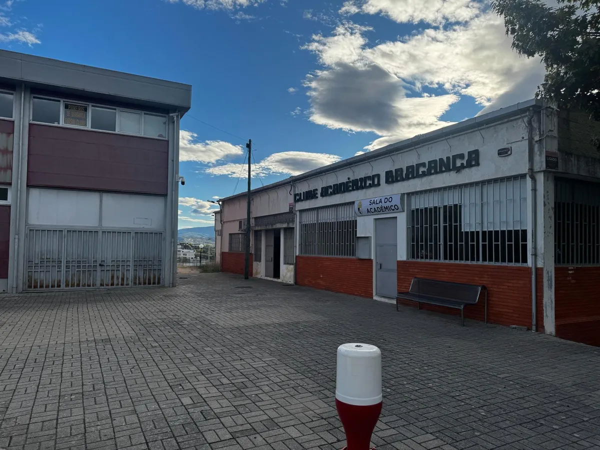 Clube Académico de Bragança vai avançar com requalificações no pavilhão