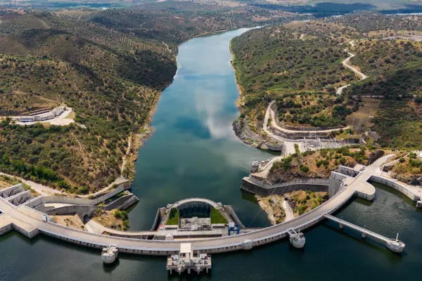 Barragens em Portugal com capacidade média de armazenamento de água de 77%