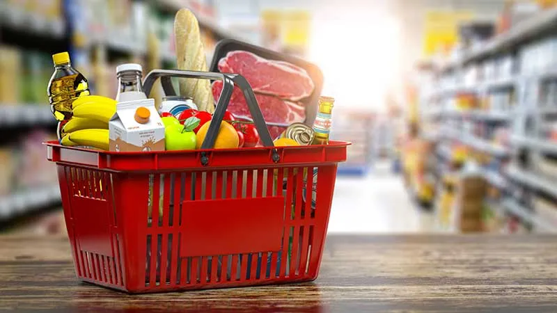 Preço do cabaz alimentar desce 2,27 euros mas continua a custar mais 12 euros que no início do ano