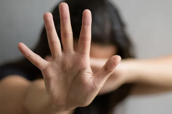 Na sexta-feira, a família foi impedida de entrar na Casa Abrigo e terá permanecido várias horas no exterior, tendo sido depois encaminhada para a Pousada da Juventude