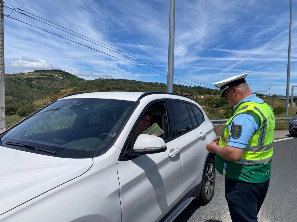 GNR sensibiliza condutores em Bragança para os riscos da velocidade excessiva