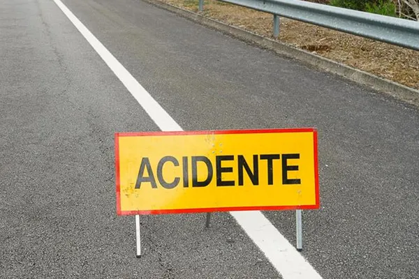 Colisão rodoviária provoca um morto e um ferido grave em Freixo de Espada À Cinta 