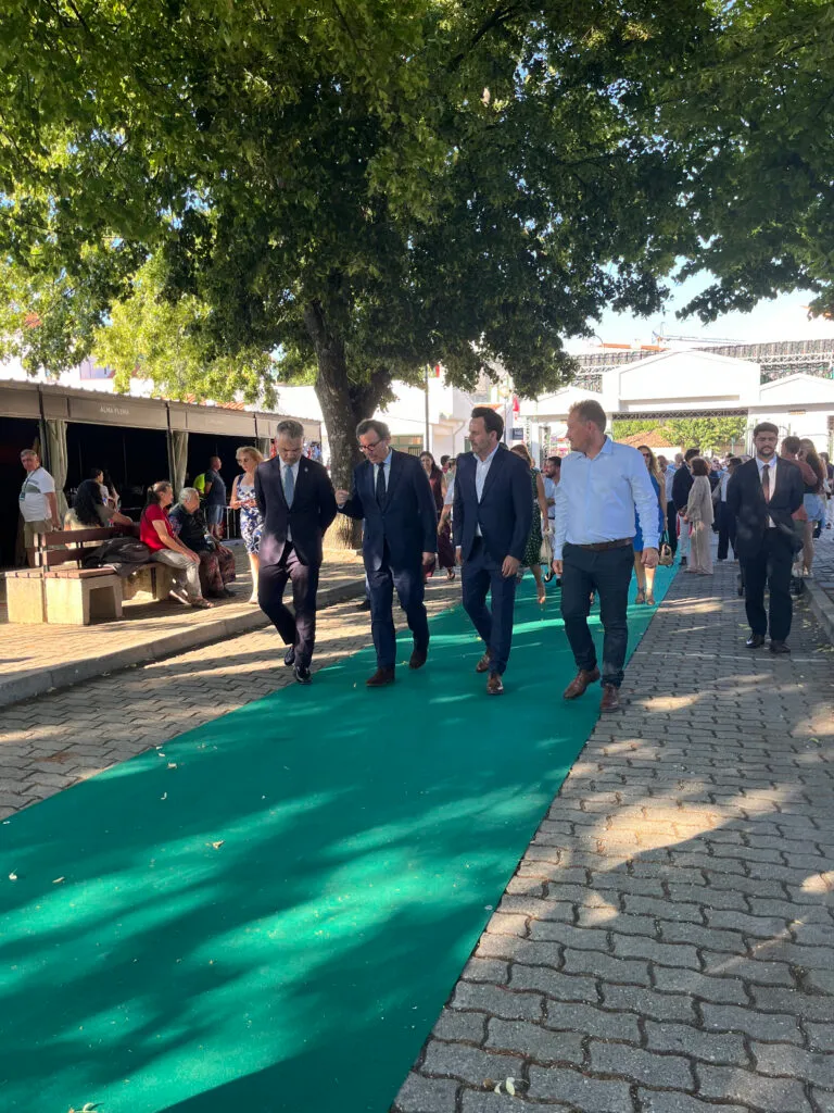 Feira de São Pedro já abriu portas para promover empresas da região