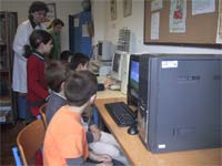 Escola de Bragança recebe computador