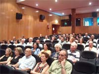 Internet aproxima mogadourenses