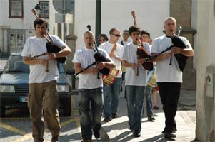 Gaiteiros animam Centro Histórico