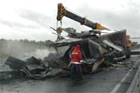Camionista morre carbonizado