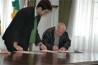 Instituições recebem apoios