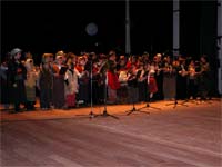 MACEDO acolhe cantadores