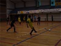 Dos fracos não reza a história