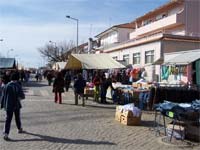 …e muda feira de sítio