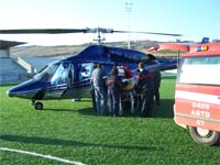 Retroescavadora fere criança