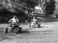 Motos pela raia seca nordestina