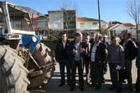 Tractores fazem 14 mortos