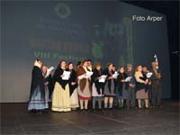 Lions Clube enche Teatro Municipal