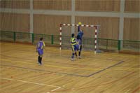 Pioneiros dão pontapé na crise