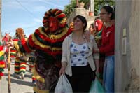 Foliões preparam saída à rua