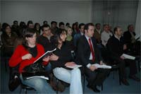 Jovens valorizam empresas da região