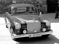 Carros antigos passearam em Espanha