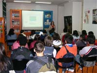 Internet: uma “faca de dois gumes”