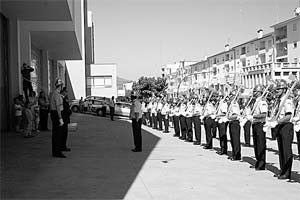 Bombeiros sopram 124 velas