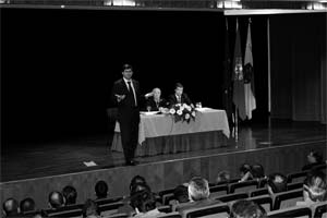Comércio tradicional em debate