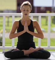 Yoga ajuda a libertar