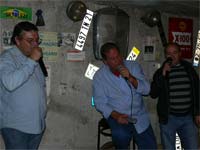 Auto-Rujo sopra velas