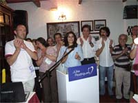Júlia Rodrigues apresenta candidatos