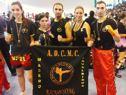 ADCMC soma e segue