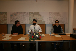 Jovens universitários associam-se