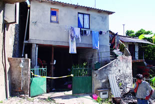 Incêndio desaloja família em Donai