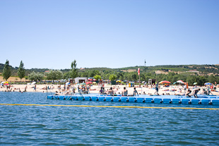 Praia da Ribeira nas 10 mais votadas