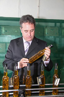 Casa Aragão lança azeite com ouro