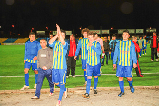 GDB B vence com hat-trick de Zé Pedro