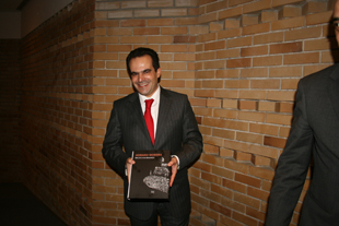 “Fixação de jovens faz-se com criação de emprego”