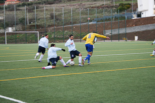Rebordelo tira liderança aos Estudantes