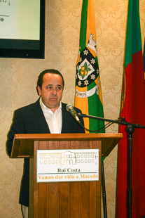 Rui Costa avança em Macedo de Cavaleiros