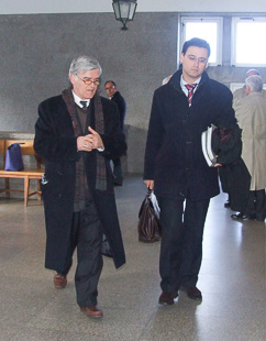 Anestesista acusado de recusa de médico começou a ser julgado