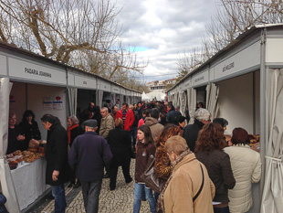 IC5 retira visitantes à Feira da Alheira