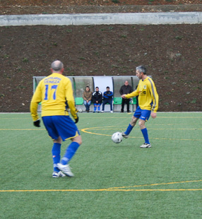 Veteranos de Bragança goleiam