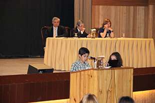 Crianças e jovens apresentam propostas à Câmara