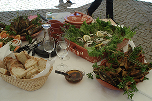 Centenas de pessoas no Festival das Migas e do Peixe do Rio