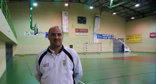 Macedense já treina