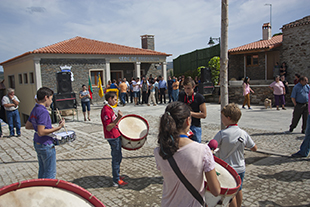 Junta inaugura centro de convívio